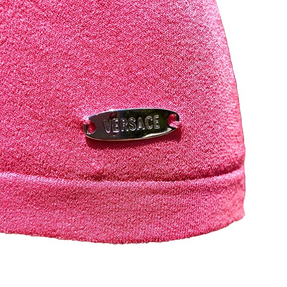 VERSACE pink-ish color knit tank top with silver logo plate Sz m - Picture 9 of 14